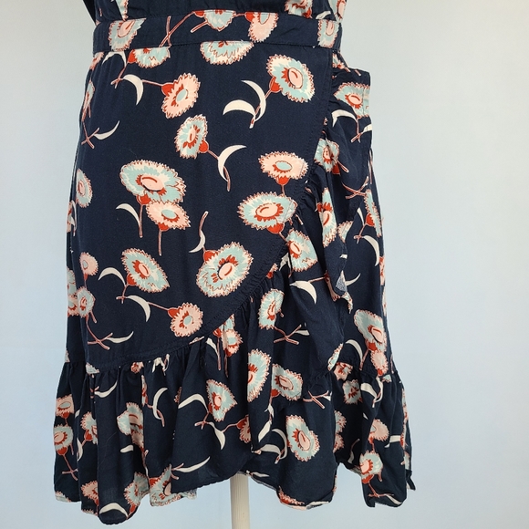 J CREW MERCANTILE Faux-wrap Ruffled Dress, Size 2 - Picture 6 of 10